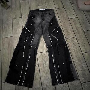 Stylish Black Cargo Women Jeans